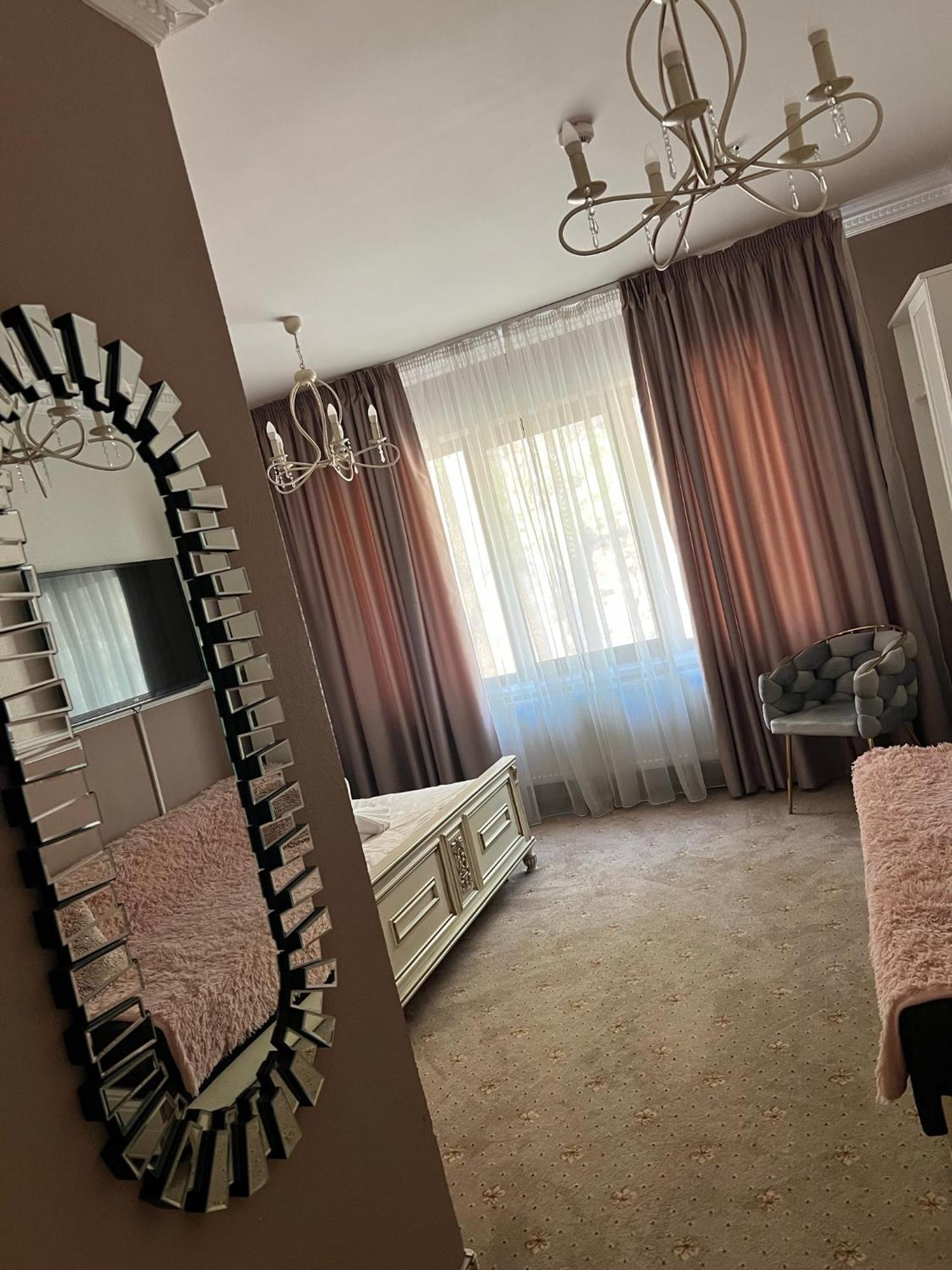 Pensiunea Baroc Dobirlau Esterno foto